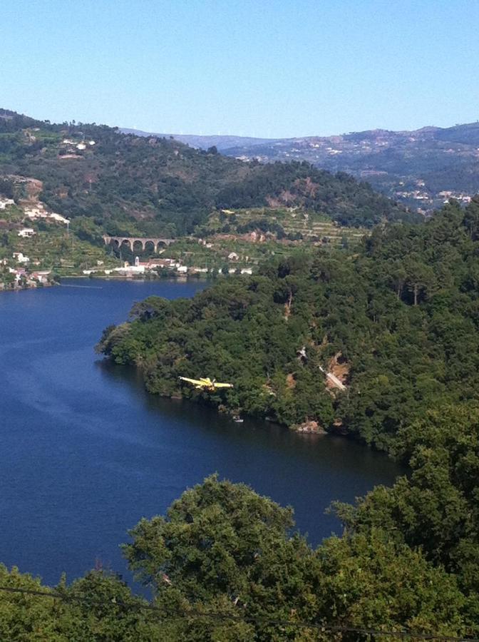 Landhaus Pedacinho De Mundo Douro *